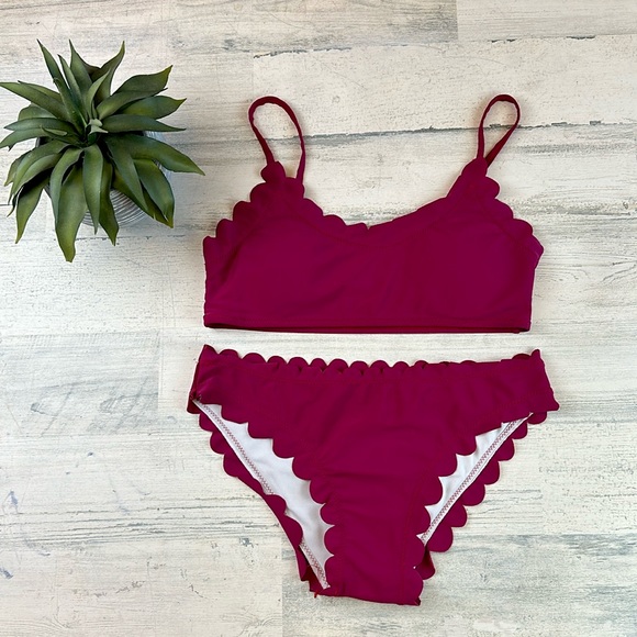 Amazon Other - Magenta scallop bikini size M